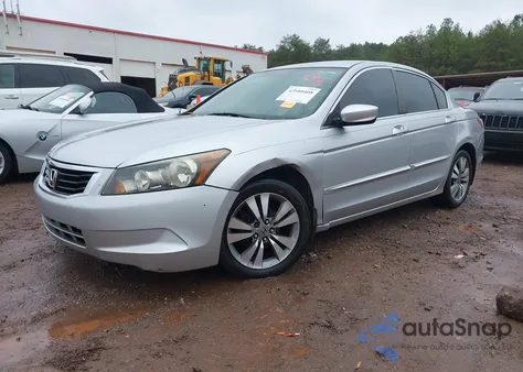 2010 Honda Accord 2.4 Lx-P z USA, uszkodzony, nr VIN 1HGCP2F44AA084089